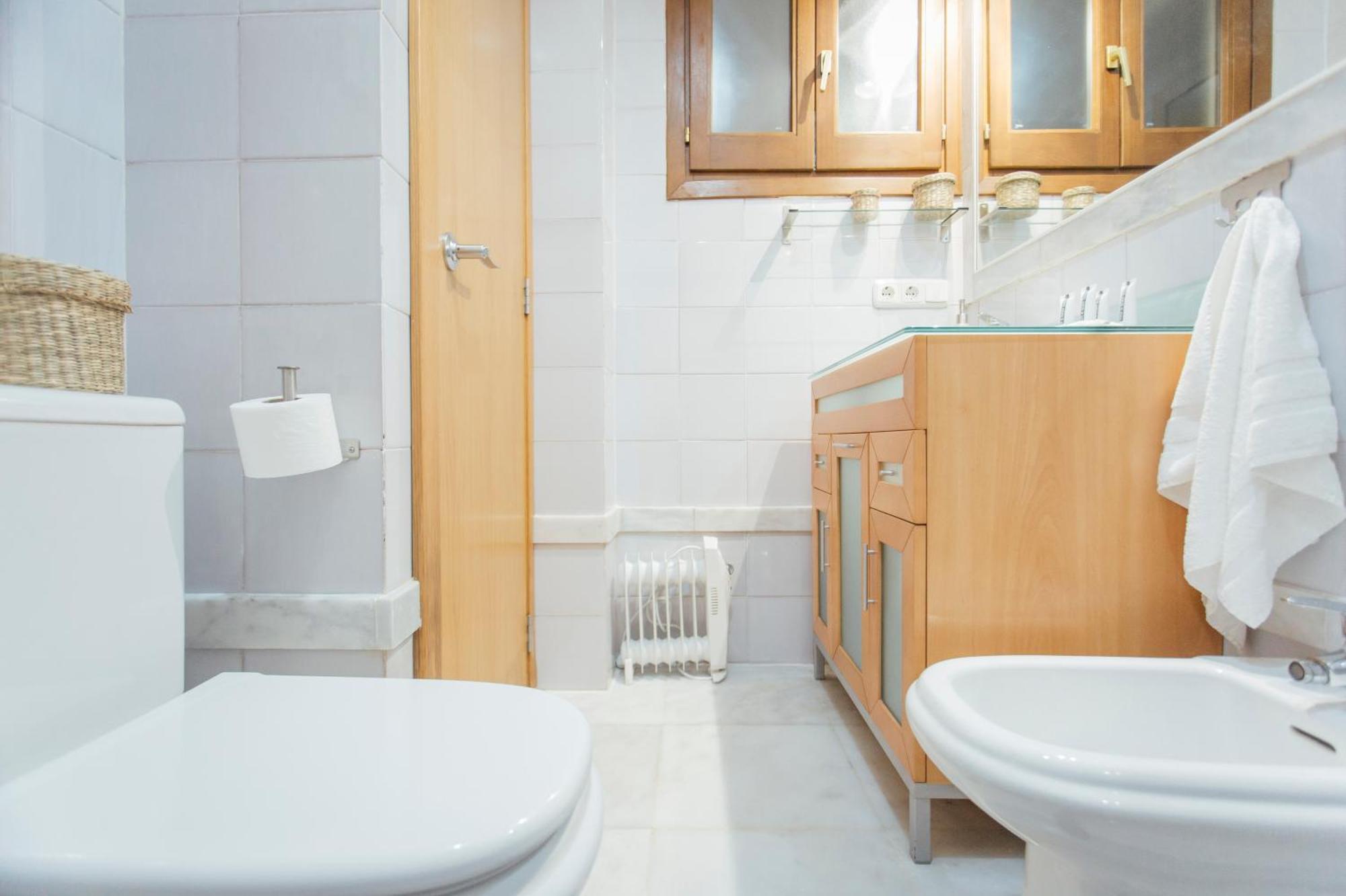 Beautiful And Cozy- 1Bd 1Bth- Arenal Center Leilighet Sevilla Eksteriør bilde